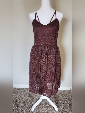 Xhilaration Spaghetti Strap Lace Midi Dress in Burgundy